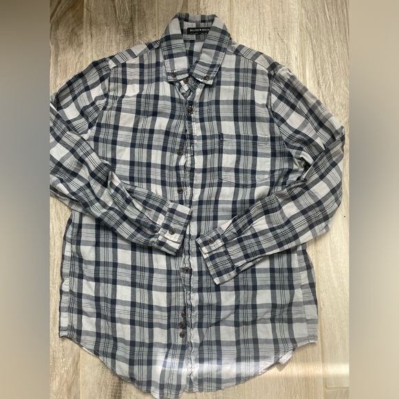 set of 3 Brandy Melville tops - Picture 5 of 6